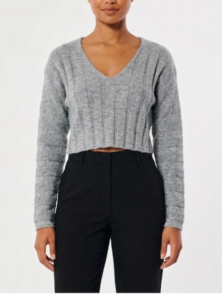 Forever 21 Womens Grey Ribbed Knit Cropped V-Neck Sweater Size Small